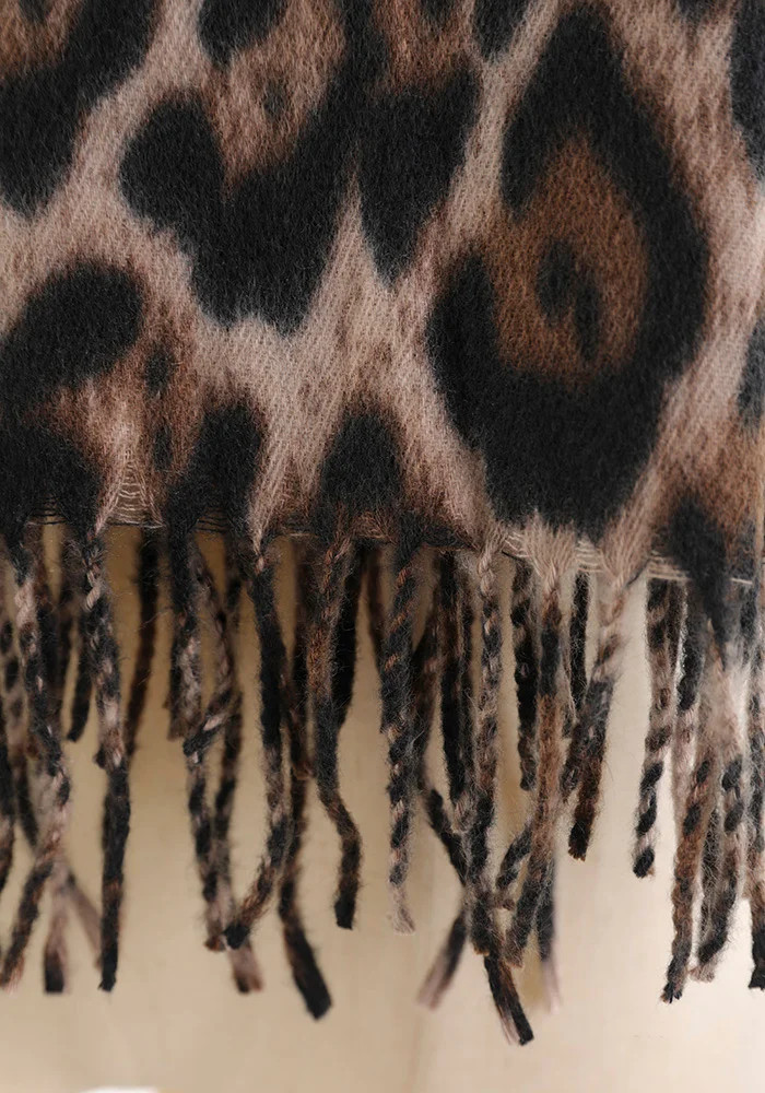 YF4899 Leopard print scarf with fringe