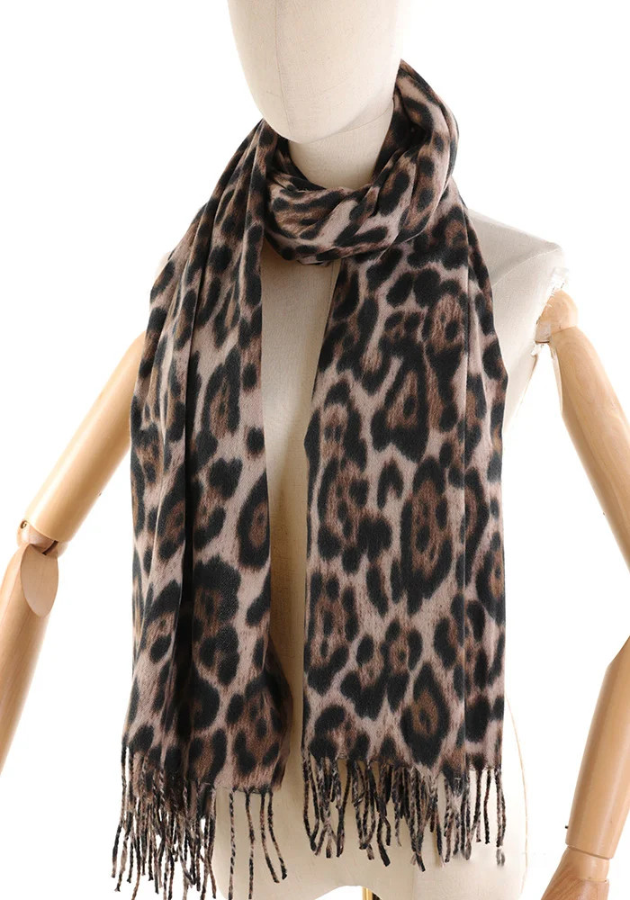 YF4899 Leopard print scarf with fringe